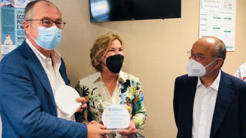 Ecografo Portatile, il progetto per la cura di malformazioni all'apparato urinario dell'ospedale pediatrico Santobono Pausilipon